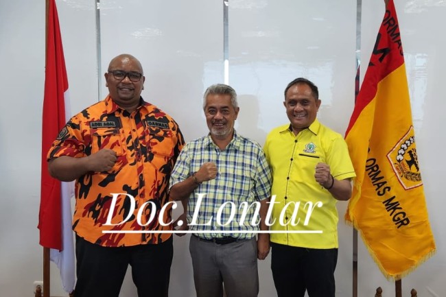 Masuk Sebagai Kader Golkar, Frits Adu Langsung Direkom Maju Bacawabup Rote Ndao 2 1000141053 01