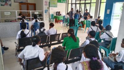 Puluhan Siswa SMA Di Amanuban Selatan Keracunan Makanan,Dilarikan Ke Puskesmas
