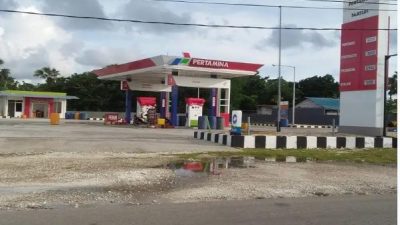 Skandal Distribusi BBM di Rote Ndao: Penanggung Jawab SPBU Sanggaoen Diduga “Main Mata” dengan Pangkalan Suami