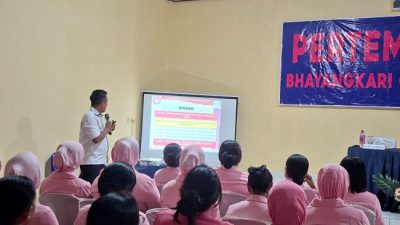 Benteng Keluarga Polri, Satresnarkoba Sumba Timur Edukasi Bhayangkari Terkait Bahaya Narkoba 8 IMG 20260527 WA0017