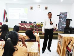 Rekonstruksi Teks Gencarkan Pencegahan, Sat Resnarkoba Polres Sumba Timur Gelar Sosialisasi “Pelajar Hebat, Tanpa Narkoba”