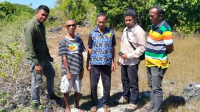 Dituding Tebang Pilih Regulasi,Badan Pertanahan Rote Ndao di Protes Warga 9 IMG 20260607 WA0000