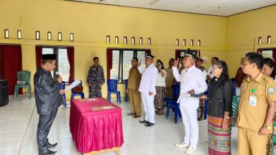Camat Rote Timur Lantik Pj. Kades Hundihopo dan Faifua, Tekankan Transparansi Dana Desa dan Integritas 8 1001463919