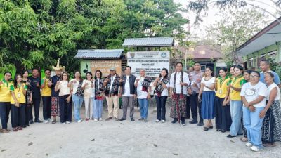 Sambut Relawan Rote Mengajar 2026, Keluarga Besar SDI Ndudale Gelar Penyambutan Adat 9 1001555883