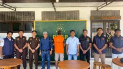 Lakukan Pelimpahan Tahap II, Polres Rote Ndao Serahkan Tersangka Kasus Pembunuhan ke Kejaksaan