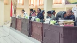Ketua DPRD Rote Ndao Menyayangkan SPBU Hadir Tanpa Membawa Data, RDPU Polemik BBM Diskors