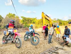 Dari Lintasan ke Pelaku UMKM, Ada Lapak Penjual di Grastrack Sasando Motor Rote Ndao