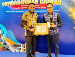 Rote Ndao Guncang Panggung Nasional, Paulus Henuk Bawa Pulang Penghargaan Bergengsi