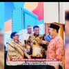 Bupati Rote Ndao,Saat Menerima Penghargaan Pembangunan dari Kementrian PPN/Kepala Bapennas